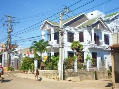 Làng biển có nhiều biệt thự, nhiều 